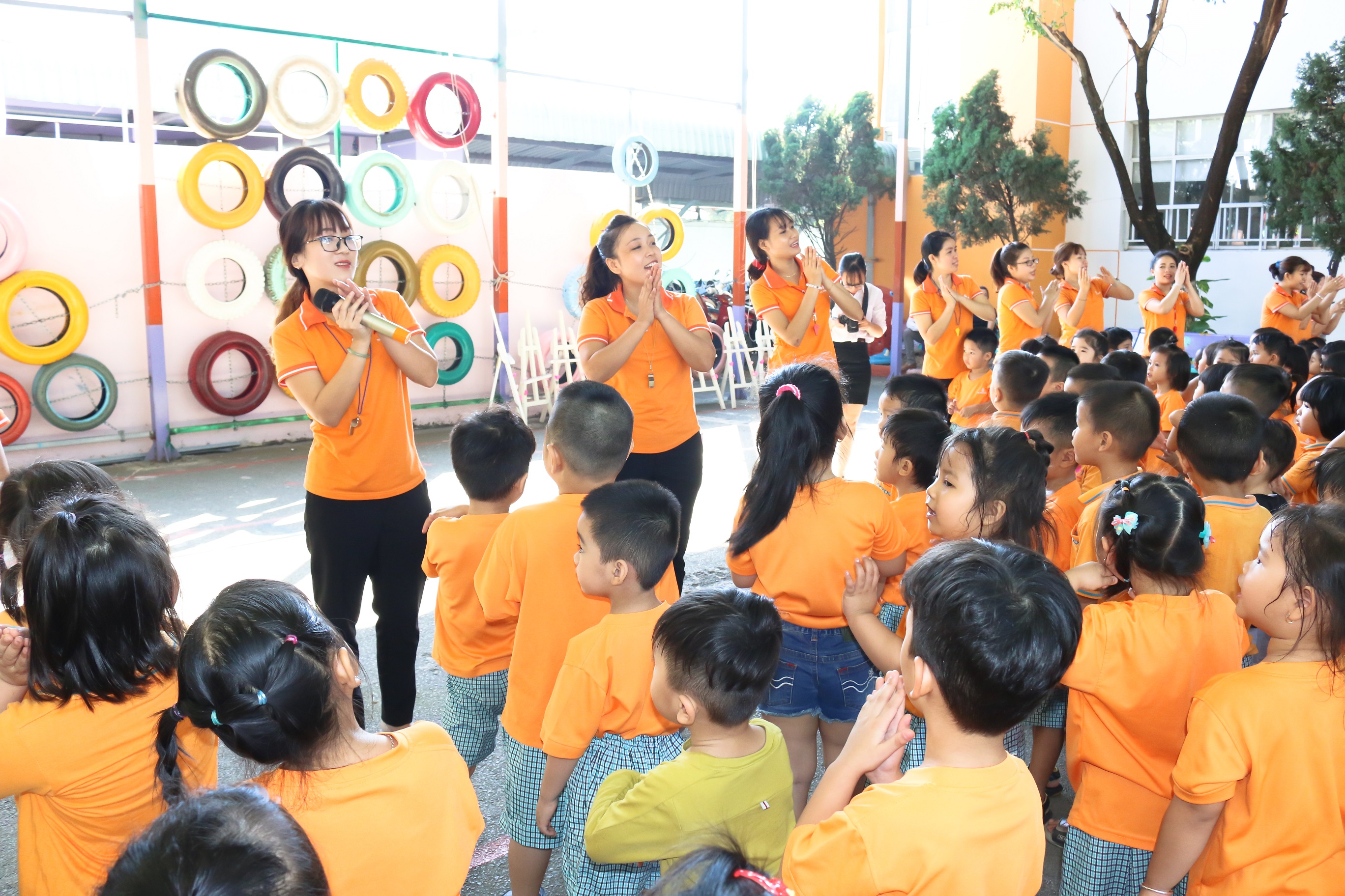 Ý nghĩa đồng phục giáo viên mầm non tại Hà Nội