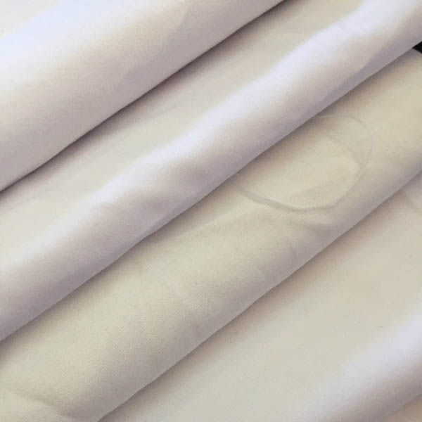 Các loại vải màu trắng được sử dụng để may đồng phục học sinh cấp 3